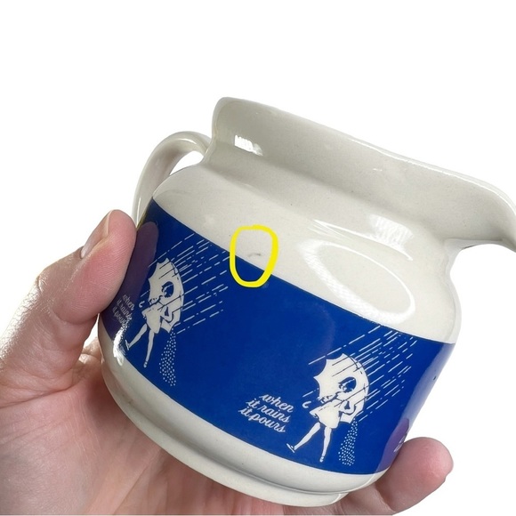 Lot Of 2 Vintage Morton Salt Creamer Jugs Pitchers - Picture 9 of 10